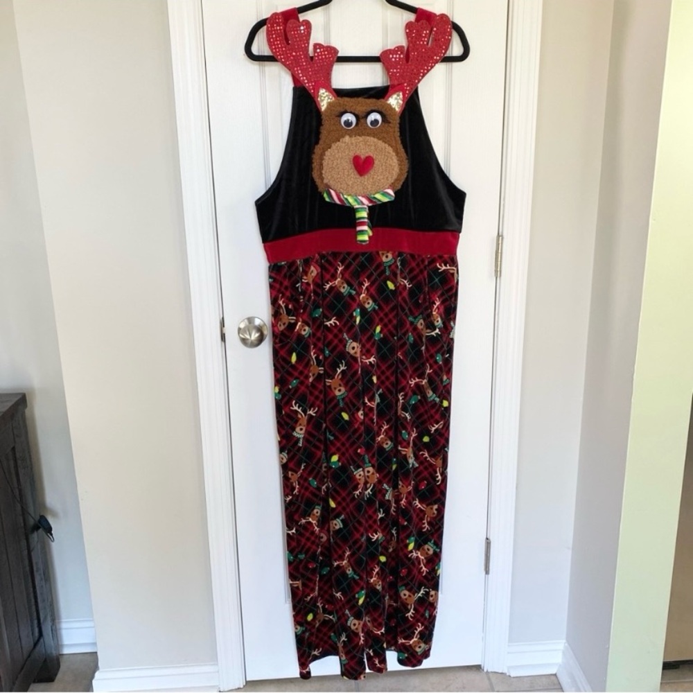 No Boundaries Juniors Christmas Reindeer Velour Jumpsuit Overalls Size XL